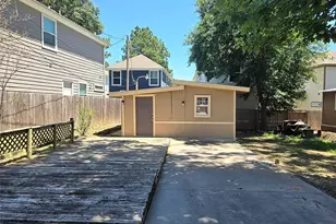 16701 Meadowcroft, Montgomery, TX 77316 - Photo 1
