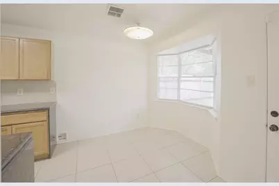 9811 Mango Street, Houston, TX 77075 - Photo 10