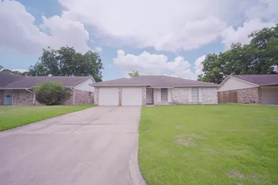 9811 Mango Street, Houston, TX 77075 - Photo 1