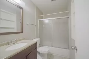 9811 Mango St, Houston, TX 77075 - Photo 20