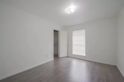 9811 Mango Street, Houston, TX 77075 - Photo 24