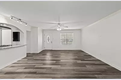 1132 18th Avenue N, Texas City, TX 77590 - Photo 8