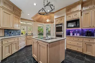 14515 Wisteria Hollow Ln, Houston, TX 77062 - Photo 8