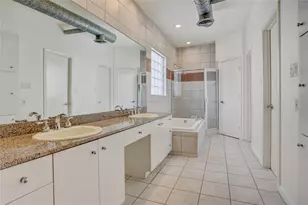 702 W Clay St, Houston, TX 77019 - Photo 14