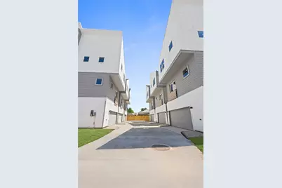 111 Milby Street #A, Houston, TX 77003 - Photo 2