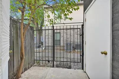 2425 Augusta Drive #29, Houston, TX 77057 - Photo 28