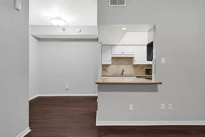2425 Augusta Drive #29, Houston, TX 77057 - Photo 8