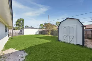 6034 Autumn Forest Dr, Houston, TX 77092 - Photo 34