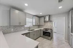 6034 Autumn Forest Dr, Houston, TX 77092 - Photo 10