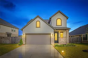 35425 Woodtrace Cir, Pinehurst, TX 77362 - Photo 1