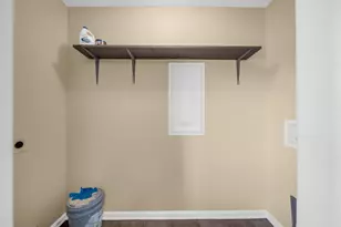 8857 E Buffalo Cir, Willis, TX 77378 - Photo 12