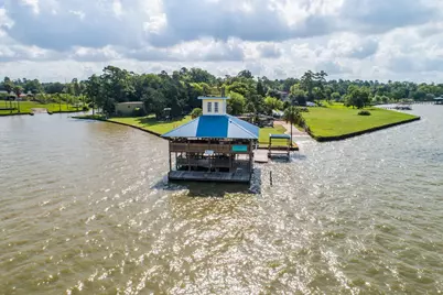 103 Page Lane, Houston, TX 77336 - Photo 12