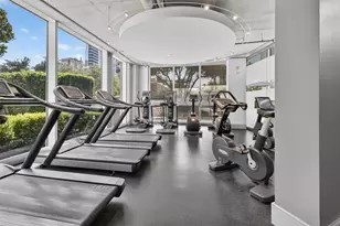 1901 Post Oak Blvd, Houston, TX 77056 - Photo 20