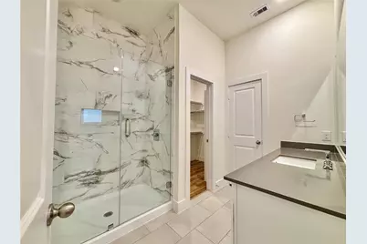 318 Cardinal Dr, Port Lavaca, TX 77979 - Photo 16