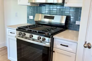 318 Cardinal Dr, Port Lavaca, TX 77979 - Photo 12