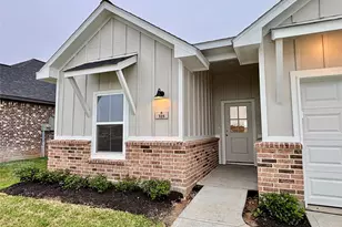318 Cardinal Dr, Port Lavaca, TX 77979 - Photo 6