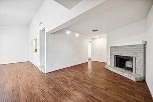 1864 S Gessner Rd, Houston, TX 77063 - Photo 4