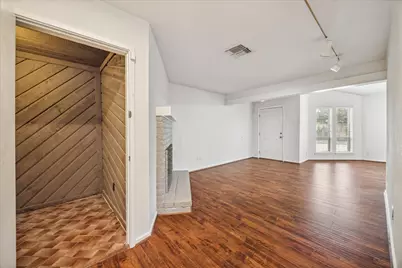 1864 S Gessner Road, Houston, TX 77063 - Photo 10