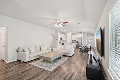 10707 Bird Of Paradise Lane, Houston, TX 77016 - Photo 2