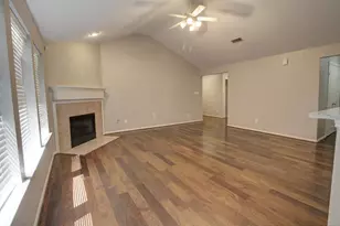 123 W Drifting Shadows Circle, Conroe, TX 77385 - Photo 4
