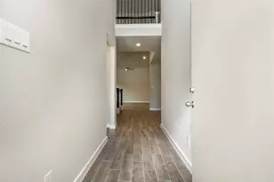 11134 Rose River Dr, Houston, TX 77044 - Photo 4