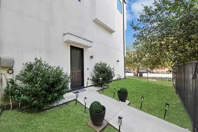1303 Live Oak Street, Houston, TX 77003 - Photo 6
