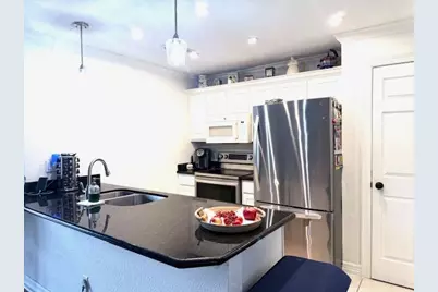 418 Garland Drive #214, Lake Jackson, TX 77566 - Photo 2