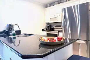 418 Garland Dr, Lake Jackson, TX 77566 - Photo 6