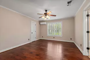 904 Holland St, Navasota, TX 77868 - Photo 36