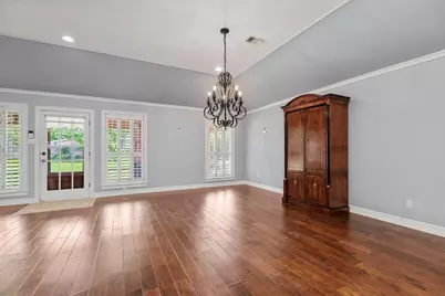 904 Holland Street, Navasota, TX 77868 - Photo 14