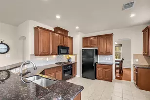 629 Spring Forest Dr, Conroe, TX 77302 - Photo 16