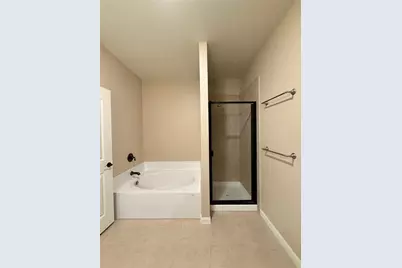 8985 Oval Glass Street, Conroe, TX 77304 - Photo 18