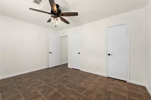 10626 Ivyridge Rd, Houston, TX 77043 - Photo 26