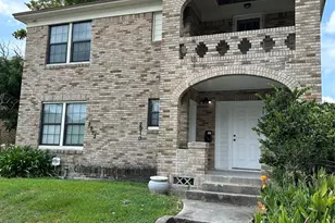 2910 Wichita St, Houston, TX 77004 - Photo 2