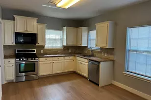 2910 Wichita St, Houston, TX 77004 - Photo 6