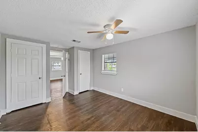 3421 3rd Avenue N, Texas City, TX 77590 - Photo 10