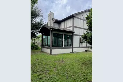310 W Stewart Street, Willis, TX 77378 - Photo 6