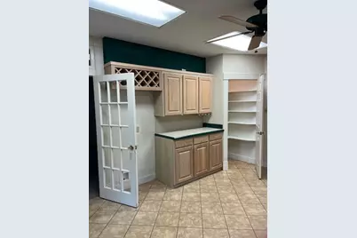 310 W Stewart Street, Willis, TX 77378 - Photo 10