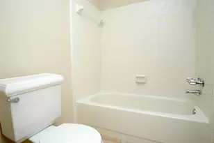 16127 Queensdale Dr, Houston, TX 77082 - Photo 8