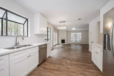 86 W Stony Bridge Circle, The Woodlands, TX 77381 - Photo 16