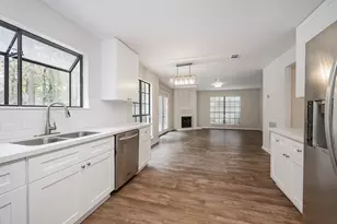 86 W Stony Bridge Cir, The Woodlands, TX 77381 - Photo 16