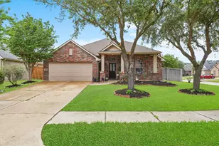 16219 Wilmington Park Ln, Houston, TX 77084 - Photo 2