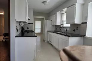 3118 Flintwood Dr, Sugar Land, TX 77479 - Photo 10