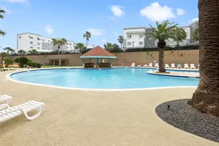 9520 Seawall Blvd, Galveston, TX 77554 - Photo 26