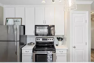 9520 Seawall Blvd, Galveston, TX 77554 - Photo 18