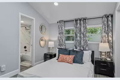 1015 Brooks Street, Houston, TX 77009 - Photo 16