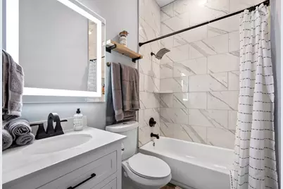 1015 Brooks Street, Houston, TX 77009 - Photo 32