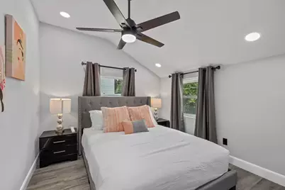 1015 Brooks Street, Houston, TX 77009 - Photo 36