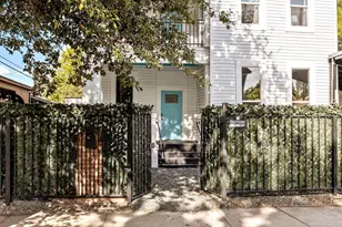 1015 Brooks St, Houston, TX 77009 - Photo 2