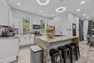 1015 Brooks St, Houston, TX 77009 - Photo 10